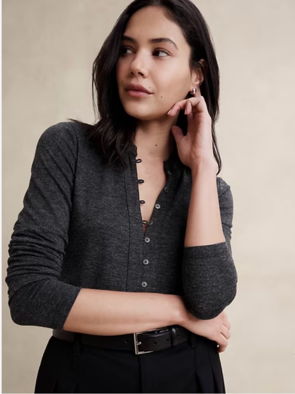 Banana Republic Brushed Jersey Charcoal Grey Long Sleeve Henley Shirt Women’s XS